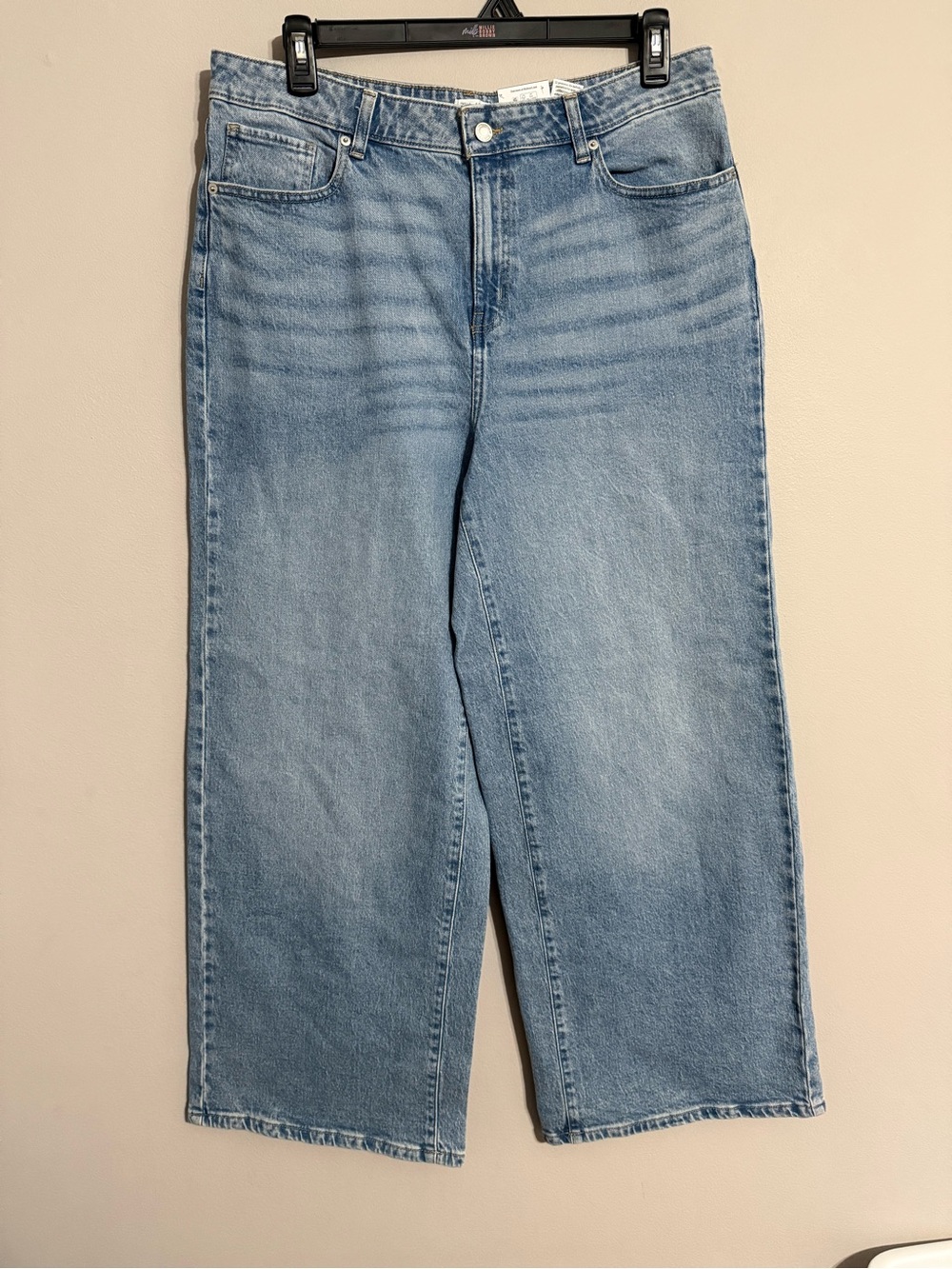 Time and Tru Women’s High-Rise Wide Leg Jeans 16w